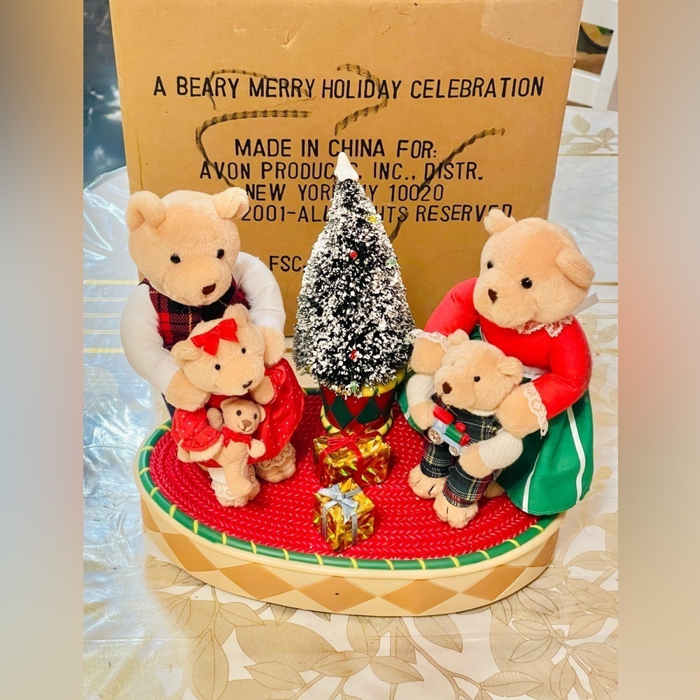 Avon Christmas Decor Lights/Music "A Beary Merry Holiday" Celebration Bears